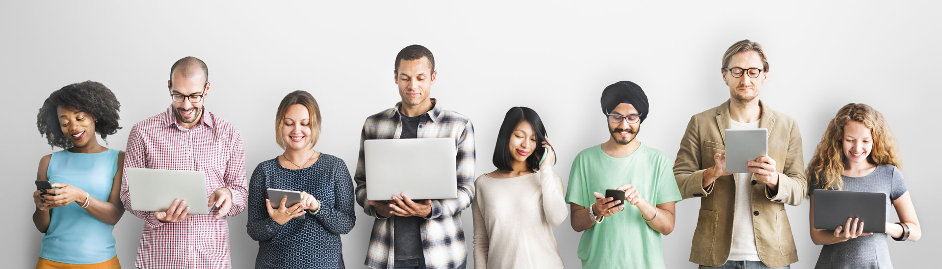 Students with electronic devices